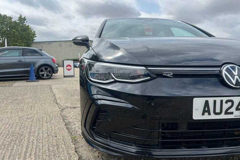 Volkswagen Golf Life Tsi #18