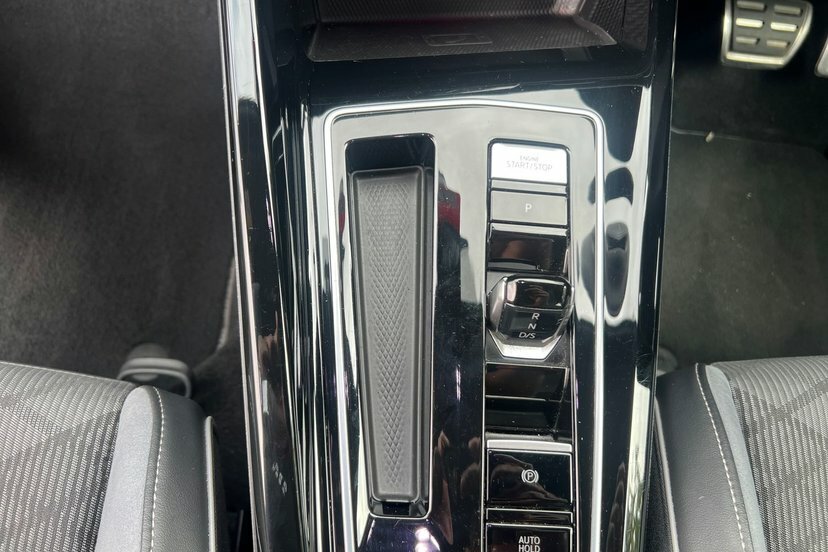 Volkswagen Golf Life Tsi #8