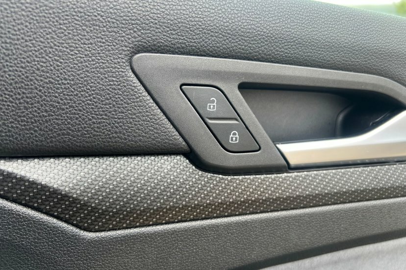 Volkswagen Golf Life Tsi #27