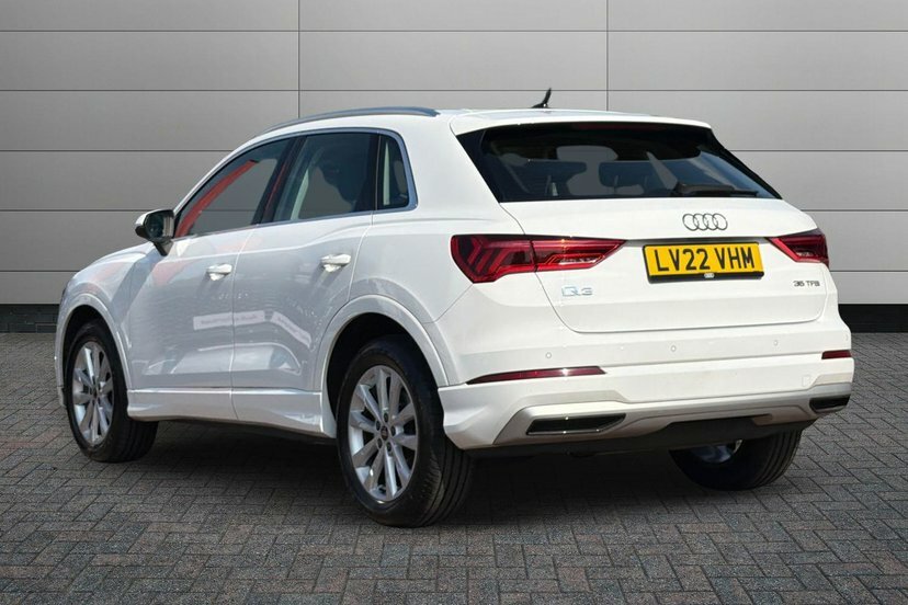 Audi Q3 1.5 Tfsi Cod 35 Sport Suv S Tronic 150 White #3
