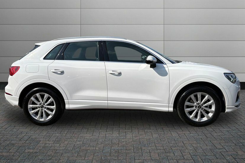 Audi Q3 1.5 Tfsi Cod 35 Sport Suv S Tronic 150 White #4