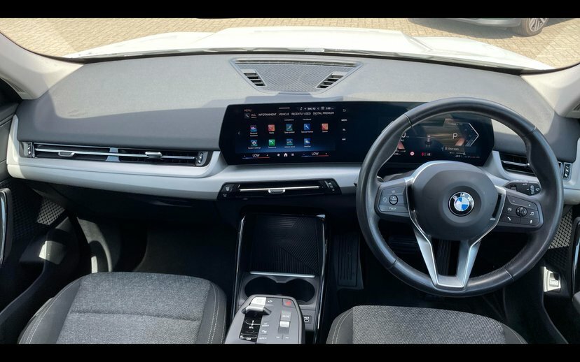 BMW X1 X1 Sdrive20i Sport MP73XMH White #4