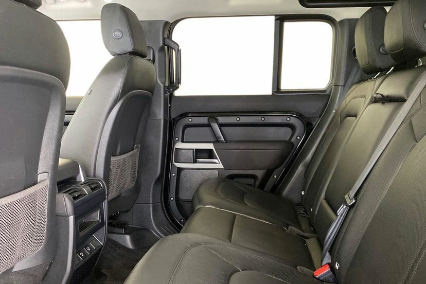 Land Rover Defender 110 3.0 D250 Mhev Se Suv 4Wd 250 Ps Black #4