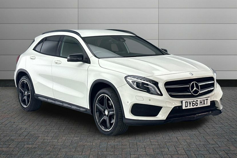 Mercedes-Benz GLA Class 2.1 Gla220d Amg Line Premium Suv 7G-d White