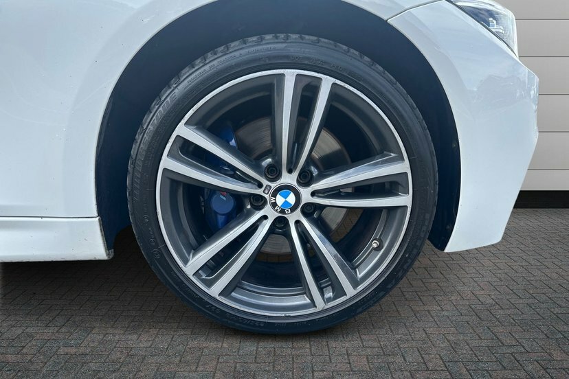 BMW 3 Series 2.0 320D M Sport Saloon Xdrive White #5