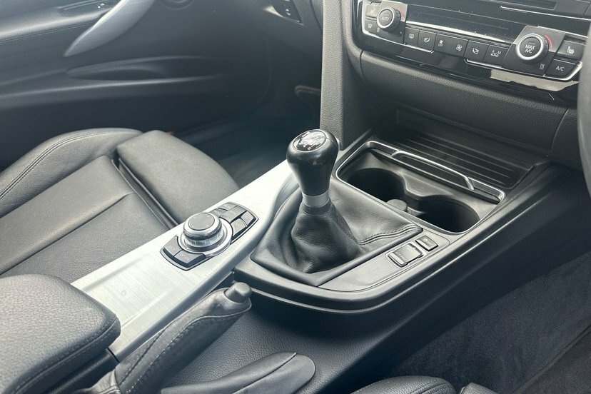 BMW 3 Series 320D Sport Black #8