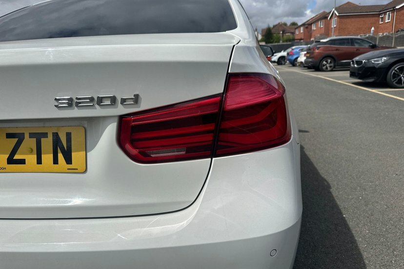 BMW 3 Series 320D Sport Black #13