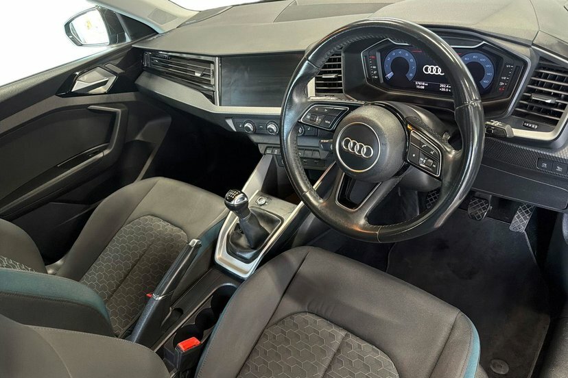 Audi A1 1.0 Tfsi 30 Sport Sportback 116 Grey #6