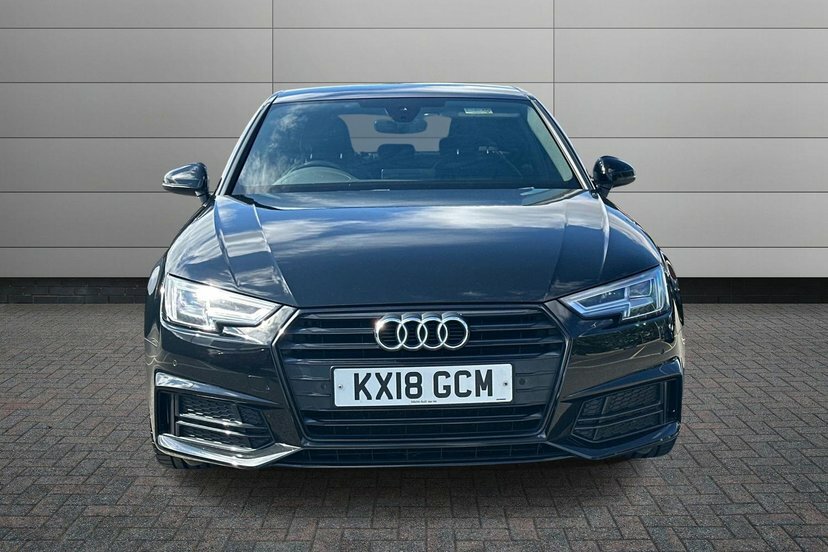 Audi A4 2.0 Tdi 190 Quattro Black Edition S Tronic White #7