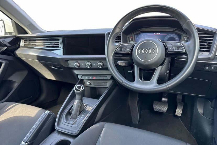 Audi A1 1.0 Tfsi 30 Technik Sportback S Tronic White #6