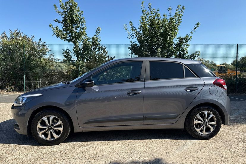 Hyundai I20 1.2 Se White #30