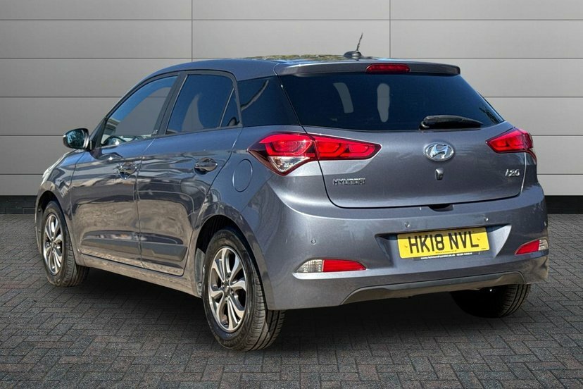Hyundai I20 1.2 Go Se Hatchback 84 Ps Grey #3