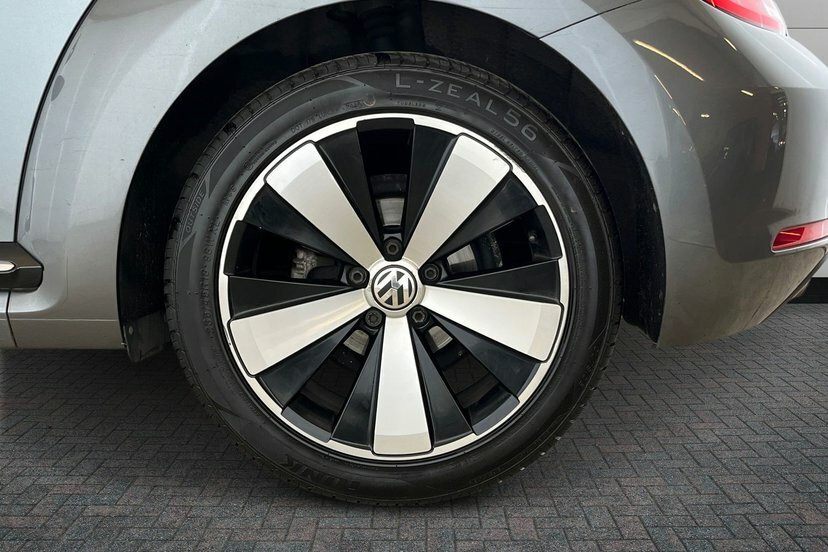 Volkswagen Beetle 2.0 Tdi Bluemotion Tech Sport Grey #5