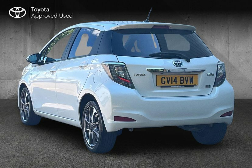 Toyota Yaris 1.5 Vvt-h Trend Hatchback Hybrid Cvt Eu  #3