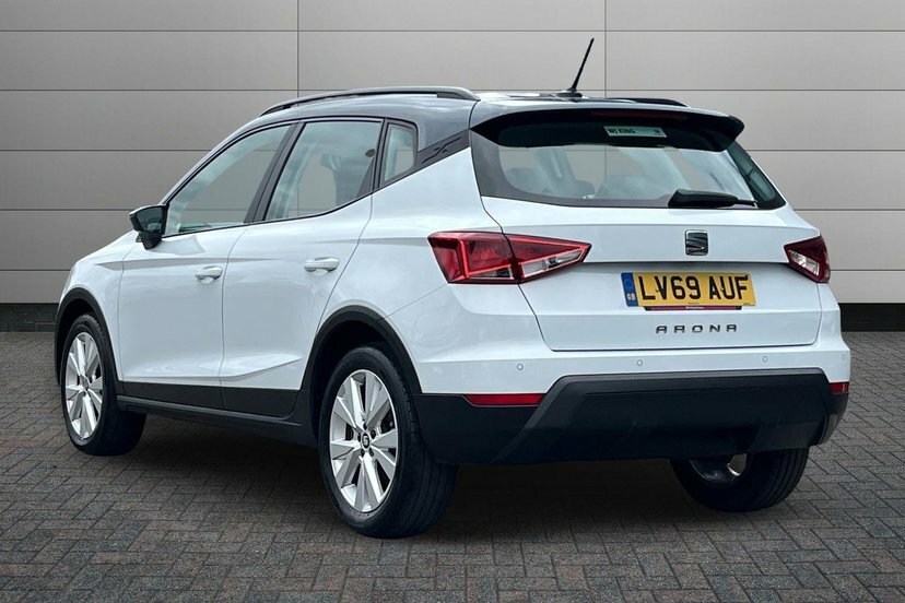 Seat Arona 1.0 Tsi Gpf Se Technology Suv Dsg 115 White #3