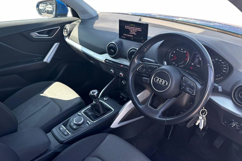 Audi Q2 1.0 Tfsi Sport Suv 116 Ps RJ18WHX Blue #6