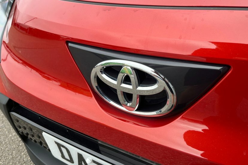 Toyota Aygo X Undercover Automatic Grey #25