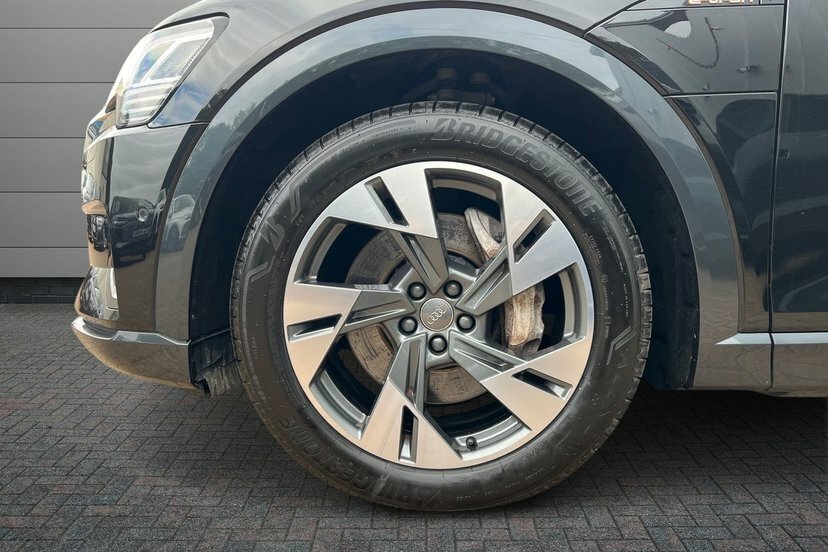 Audi E-tron 50 Sport Suv Quattro 71.2Kwh 31 Black #5