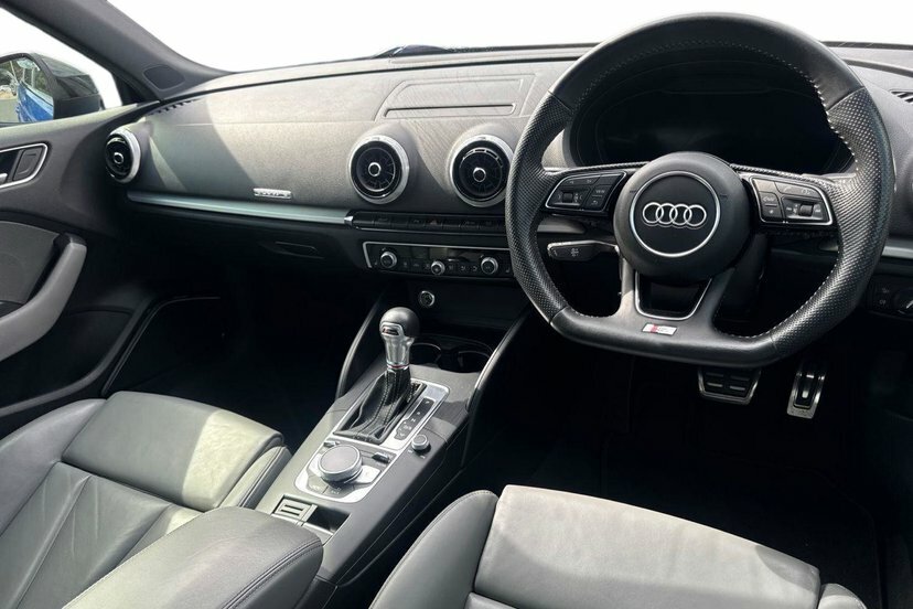 Audi S3 2.0 Tfsi Black Edition Sportback S Tron Blue #6