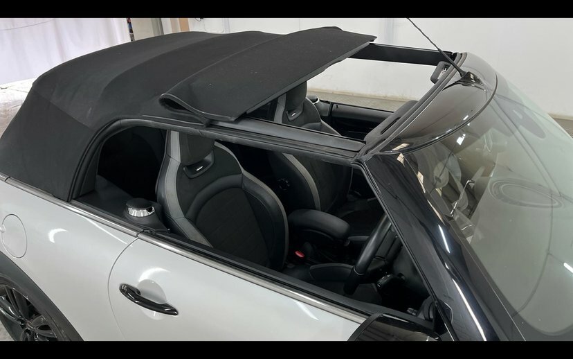 Mini Convertible 2.0 Cooper S Sport Convertible Steptronic Black #21