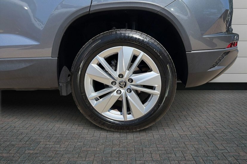 Skoda Karoq 1.5 Tsi Act Se Drive Suv Dsg 150 Ps EA74XMM Grey #5