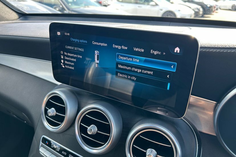 Mercedes-Benz GLC Class 220 D 4M Amg Line Pre Blue #43