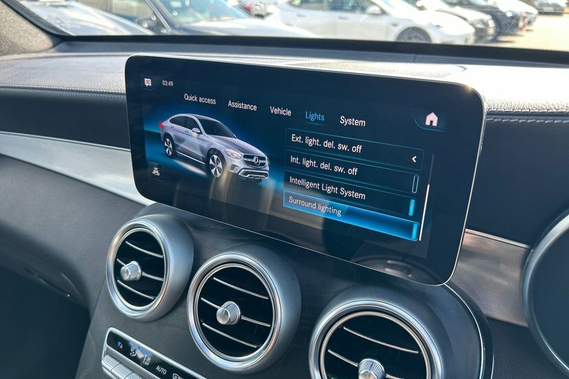 Mercedes-Benz GLC Class 220 D 4M Amg Line Pre Blue #53