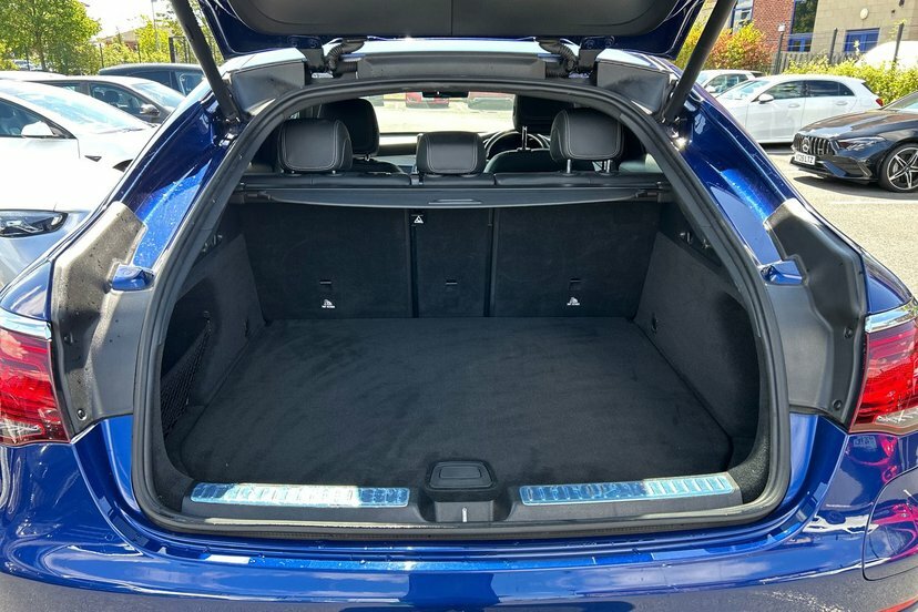 Mercedes-Benz GLC Class 220 D 4M Amg Line Pre Blue #15