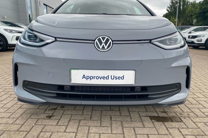 Volkswagen ID.3 Pro 59Kwh Essential Hatchback 2 Black #35