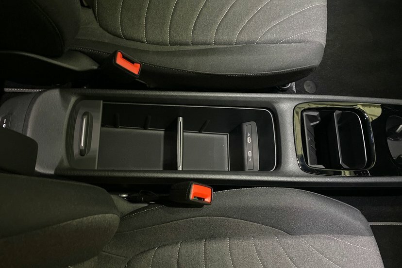 Volkswagen ID.3 Pro 59Kwh Essential Hatchback 2 Black #54