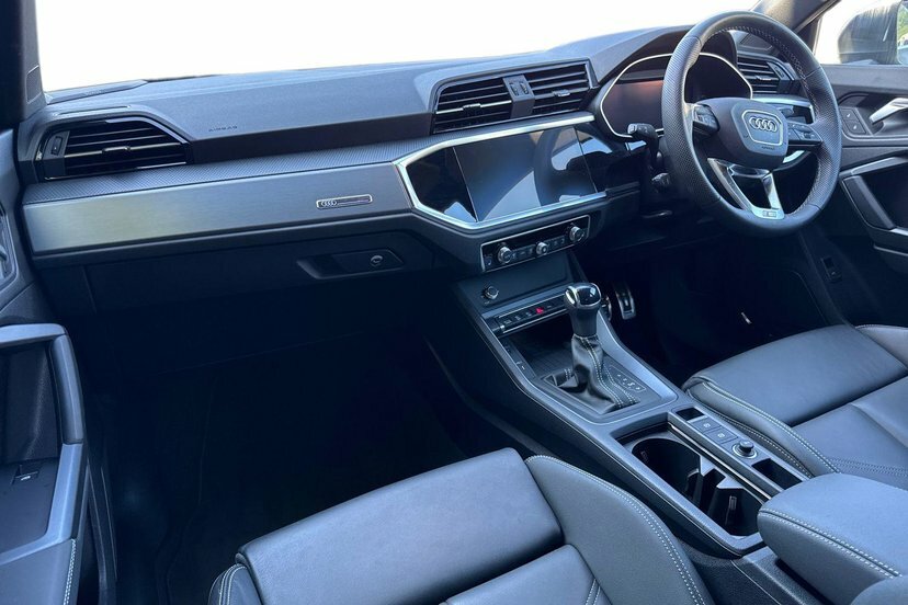 Audi Q3 1.5 Tfsi Cod 35 S Line Suv S Tronic 15 EA74YST Grey #2