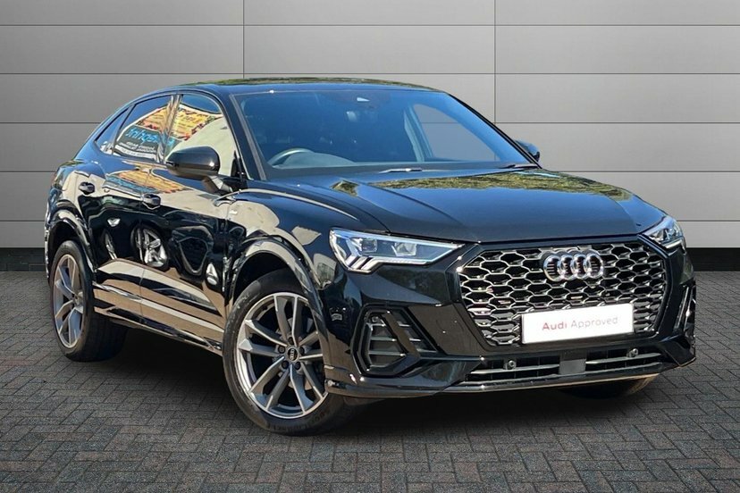 Audi Q3 1.5 Tfsi Cod 35 Black Edition Sportback Black