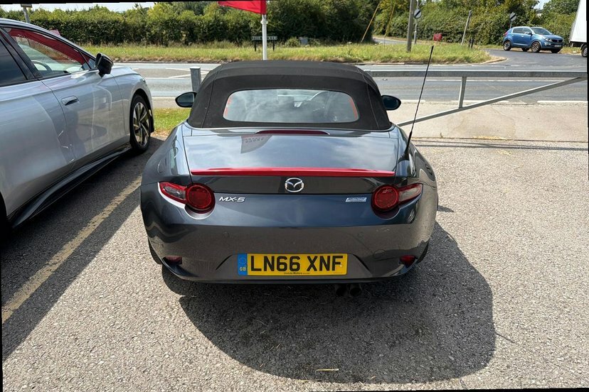 Mazda MX-5 1.5 Skyactiv-g Se-l Convertible Blue #10