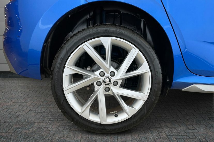 Skoda Kamiq Kamiq Se L Executive 1.5 Tsi 150 Ps Dsg Blue #5