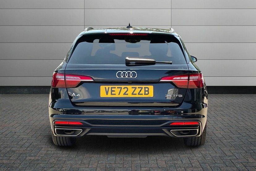 Audi A4 Avant 40 Tfsi 204 Black Edition S Tronic Blue #11