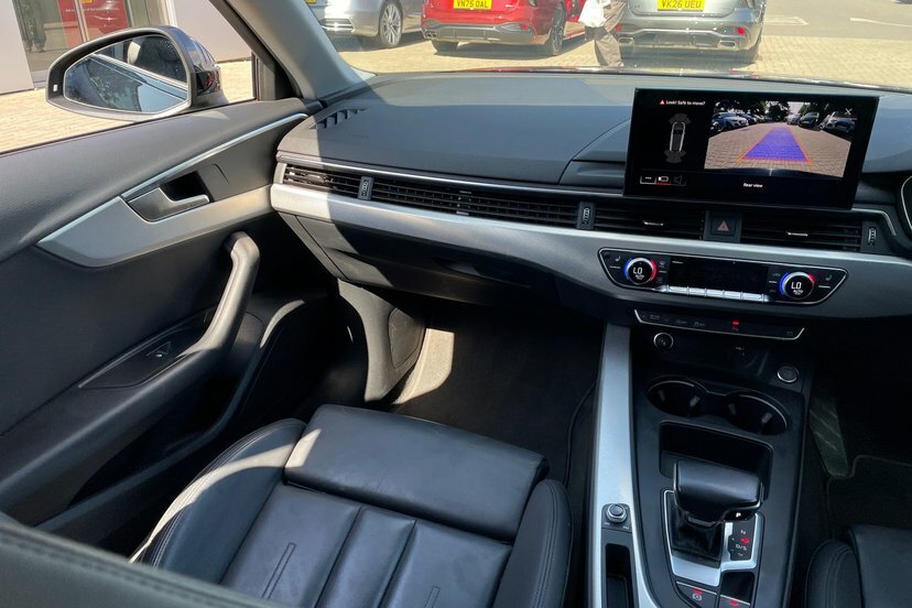 Audi A4 Avant 40 Tfsi 204 Black Edition S Tronic Blue #23