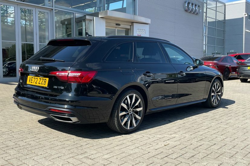 Audi A4 Avant 40 Tfsi 204 Black Edition S Tronic Blue #17
