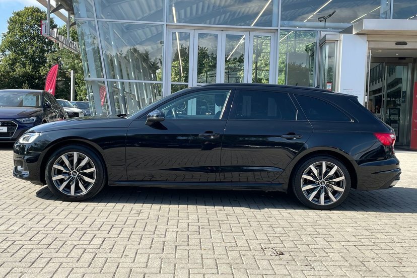 Audi A4 Avant 40 Tfsi 204 Black Edition S Tronic Blue #15