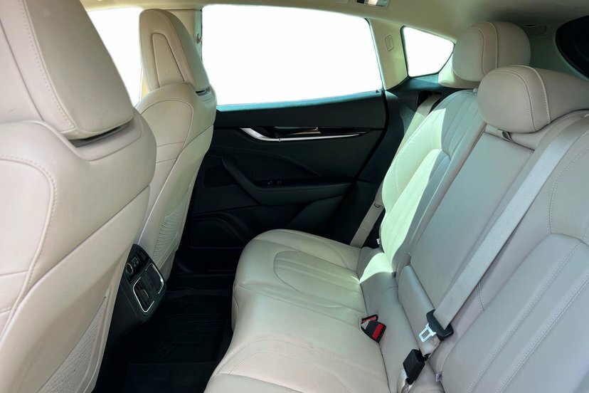 Maserati Levante D V6 #10