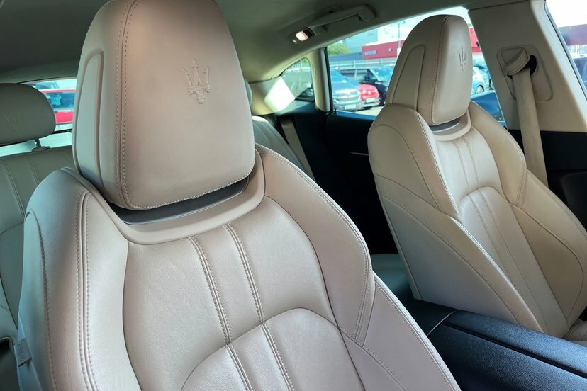 Maserati Levante D V6 #28
