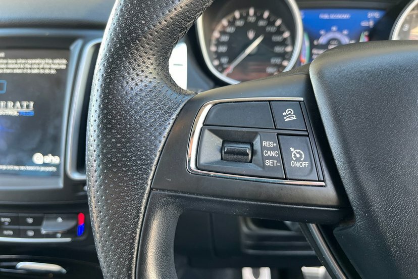 Maserati Levante D V6 #18