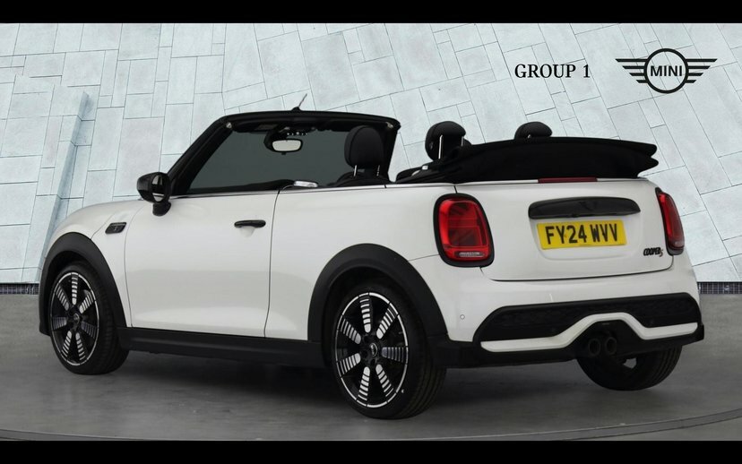 Mini Convertible 2.0 Cooper S Exclusive Convertible Step White #2