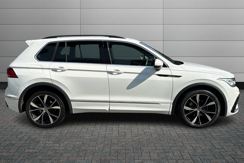 Volkswagen Tiguan 1.5 Tsi R-line Suv Dsg 150 Ps GY70VUV White #4