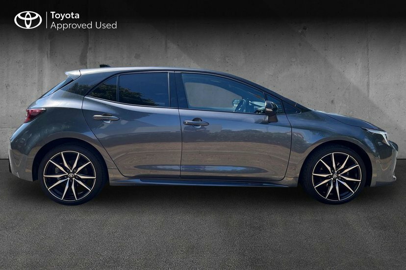 Toyota Corolla 2.0 Vvt-h Gr Sport Hatchback Hybrid Cvt Black #4