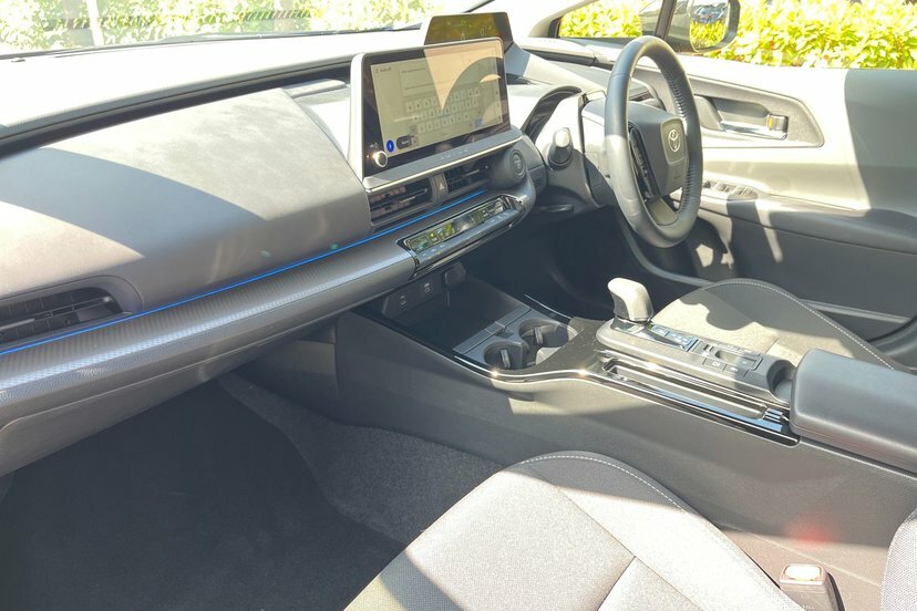 Toyota Prius 2.0 Phev Excel Cvt White #26
