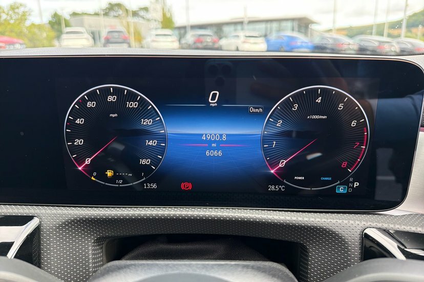Mercedes-Benz CLA Class Cla180 Amg Line Executive Shooting Brake Black #6