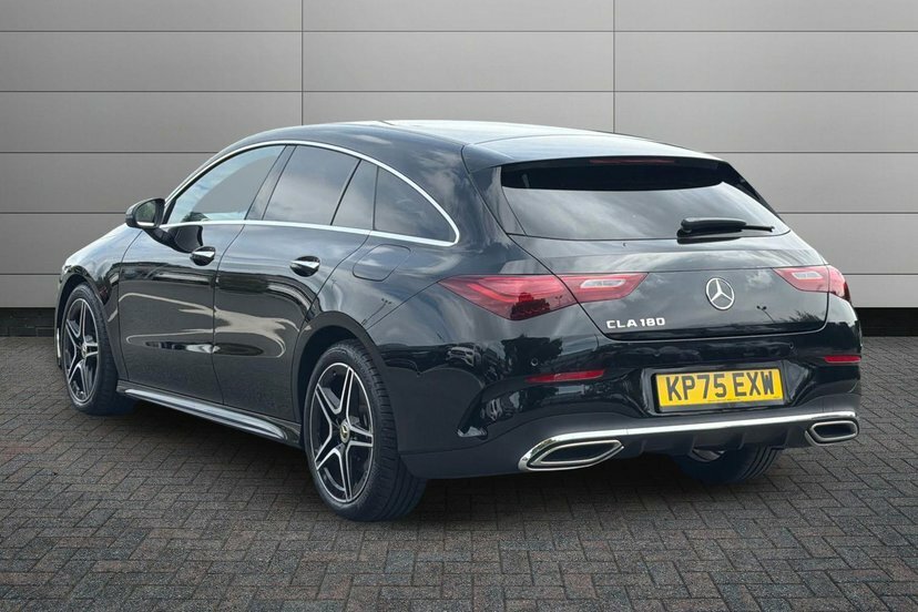 Mercedes-Benz CLA Class Cla180 Amg Line Executive Shooting Brake Black #2