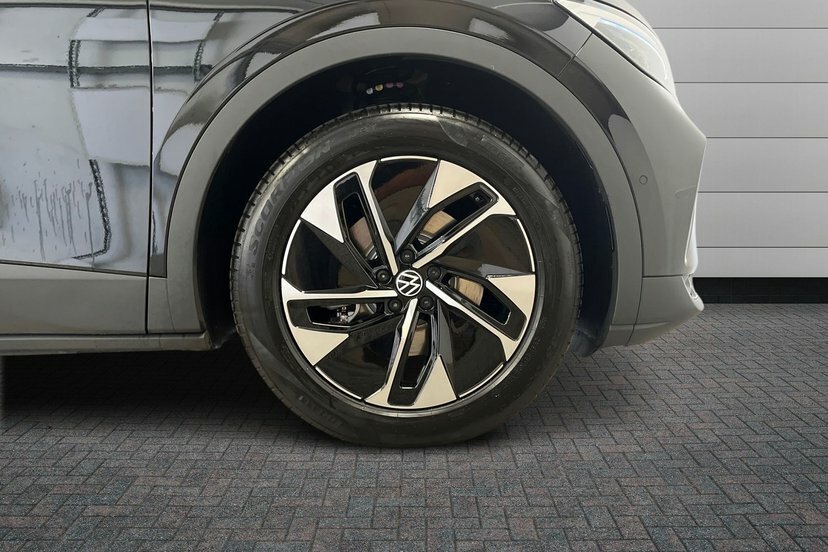 Volkswagen ID.4 Pure 52Kwh Match Suv 170 Ps Black #5