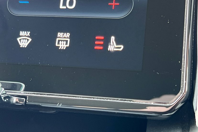Ford Explorer Premium Trustford Demo Heat Pump, Driver A Red #25