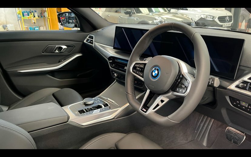 BMW 3 Series 2.0 330E 22.3Kwh M Sport Touring Plug-i Black #6